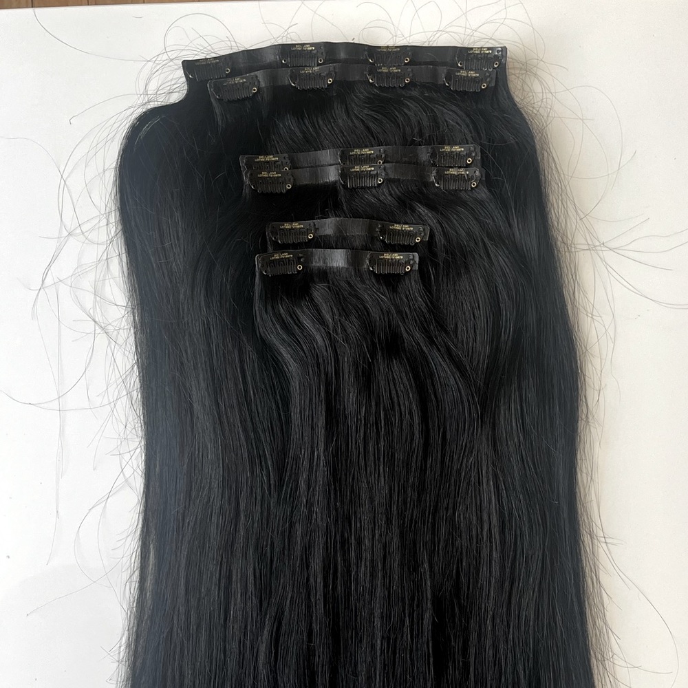 FULL SET 22" Bellami Silk Seam Clip In Extensions